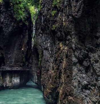 Les endroits les plus spectaculaires pour faire du canyoning dans le pays mentonnais