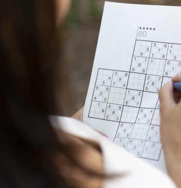 Mots croisés, sudoku, logique : le sport cérébral a-t-il vraiment des effets sur le cerveau ?